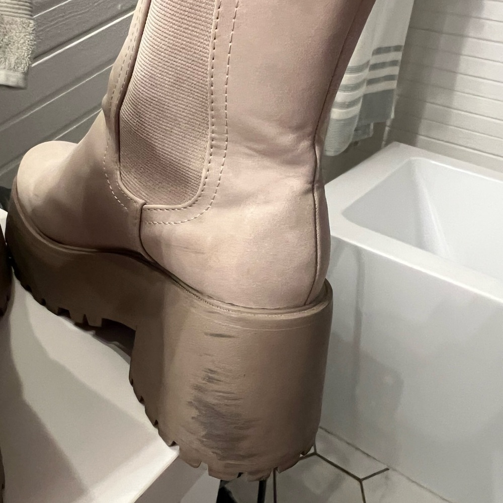 Soda Cream Women's Combat Boots - Picture 4 of 5